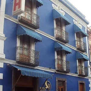 hotel-puebla-plaza-puebla-de-zaragoza.hotelspuebla.com/